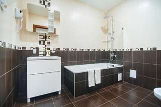 Отель Premier Hotel Abri Днепр Люкс-2