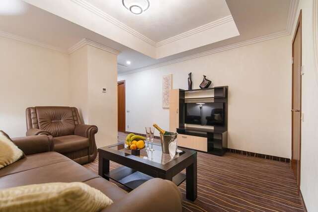 Отель Premier Hotel Abri Днепр-13