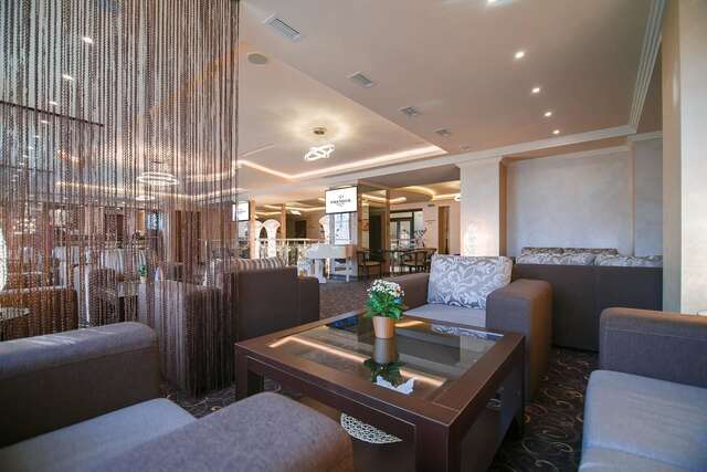 Отель Premier Hotel Abri Днепр-9